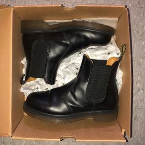 Dr. Martens Chelsea Boot Smooth 2976